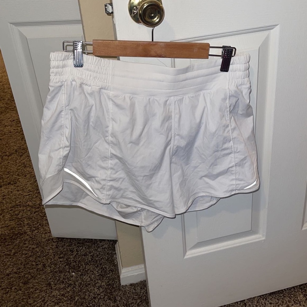 Lululemon Hotty Hot Hr shorts